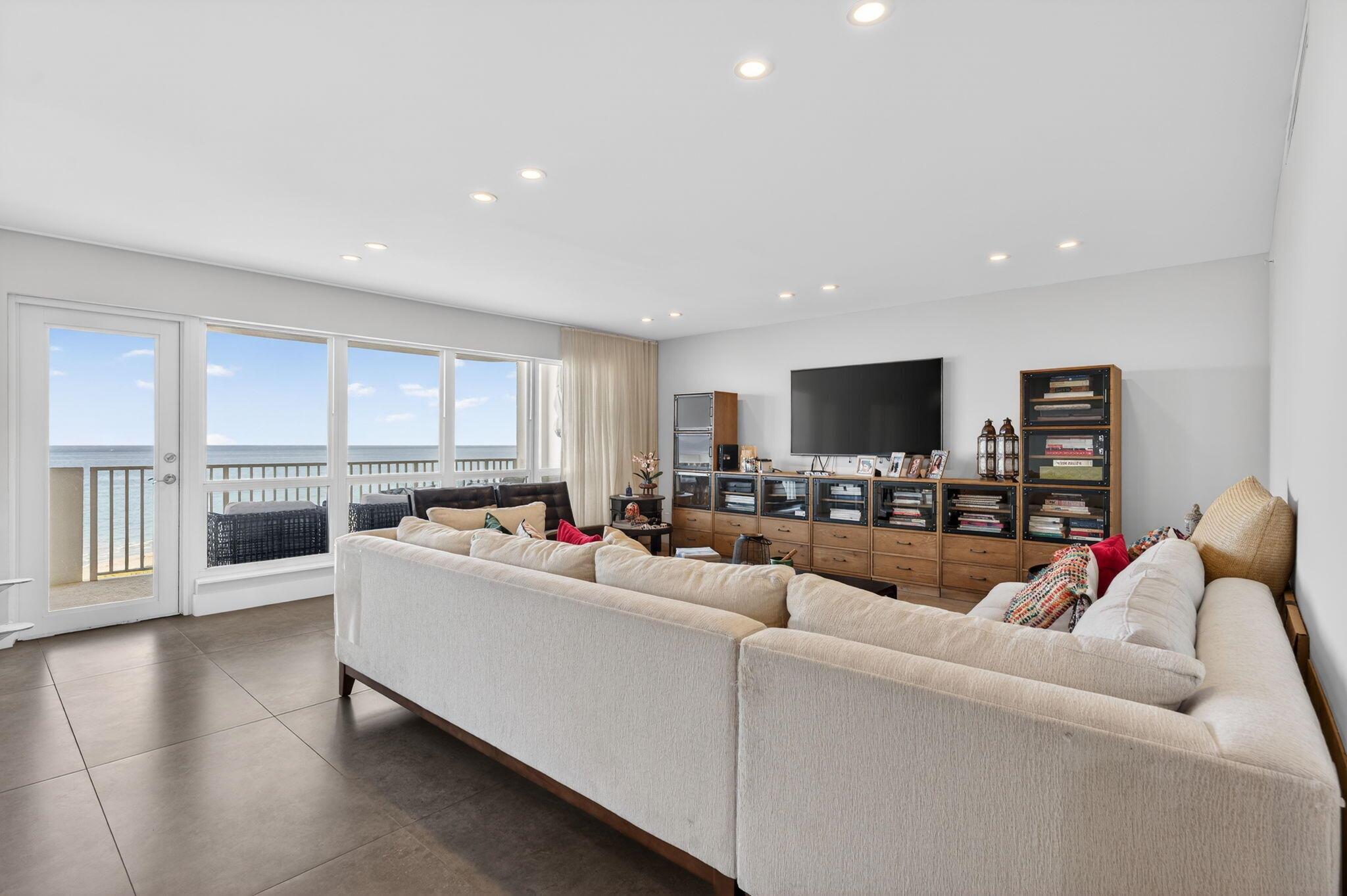 SEA RANCH CLUB OF BOCA I - Residential Lease