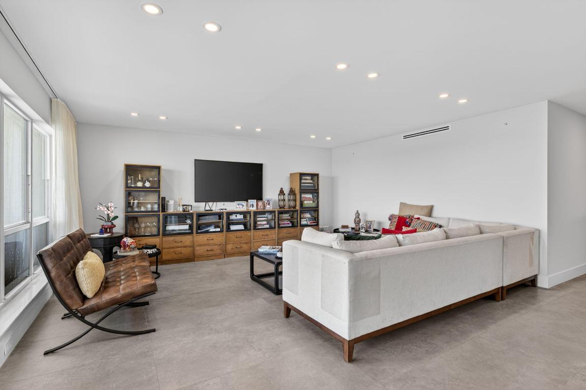 SEA RANCH CLUB OF BOCA I CONDO - Residential Lease