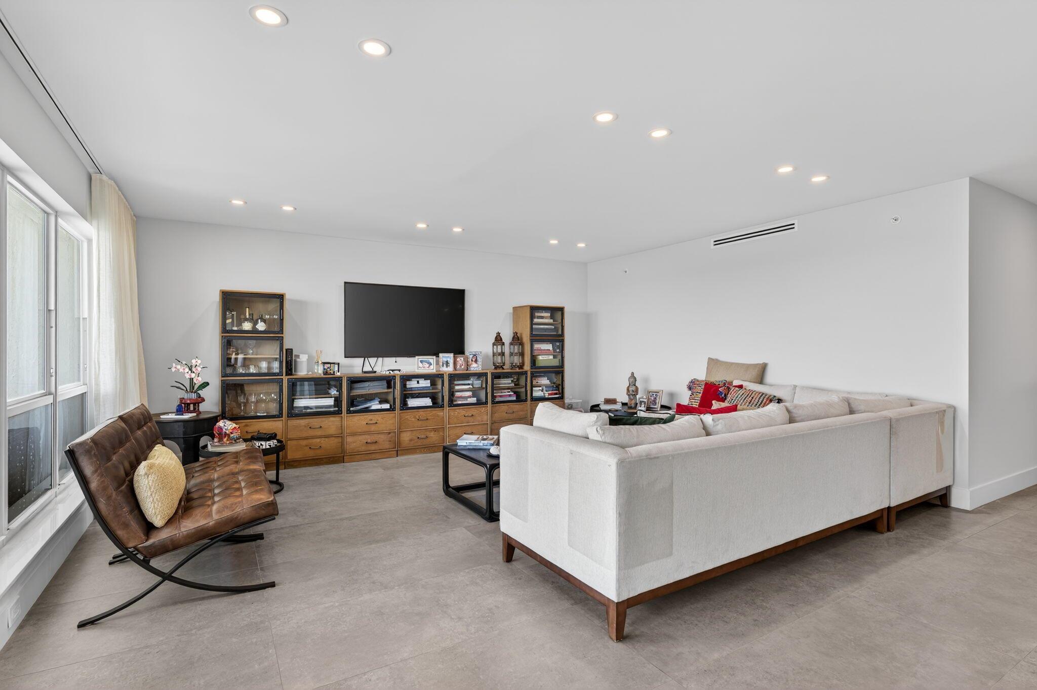 SEA RANCH CLUB OF BOCA I - Residential Lease