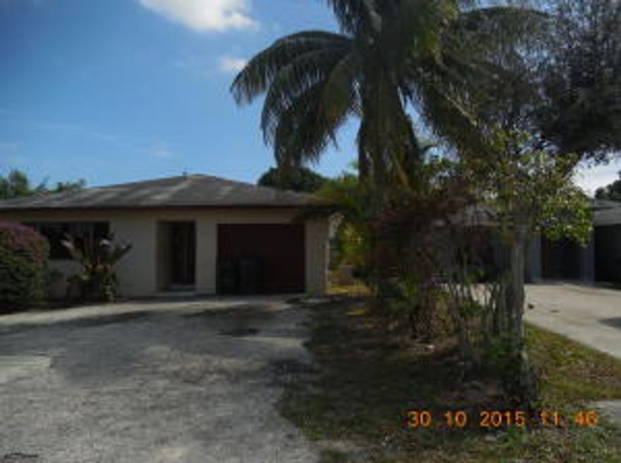 BANK OWNED, HANDYMAN DISASTER. CASH OFFER ONLY DUE TO CONDITION. GREAT RENTAL OR FLIP HOUSE. CALL TODAY FOR PRIVATE SHOWINGED