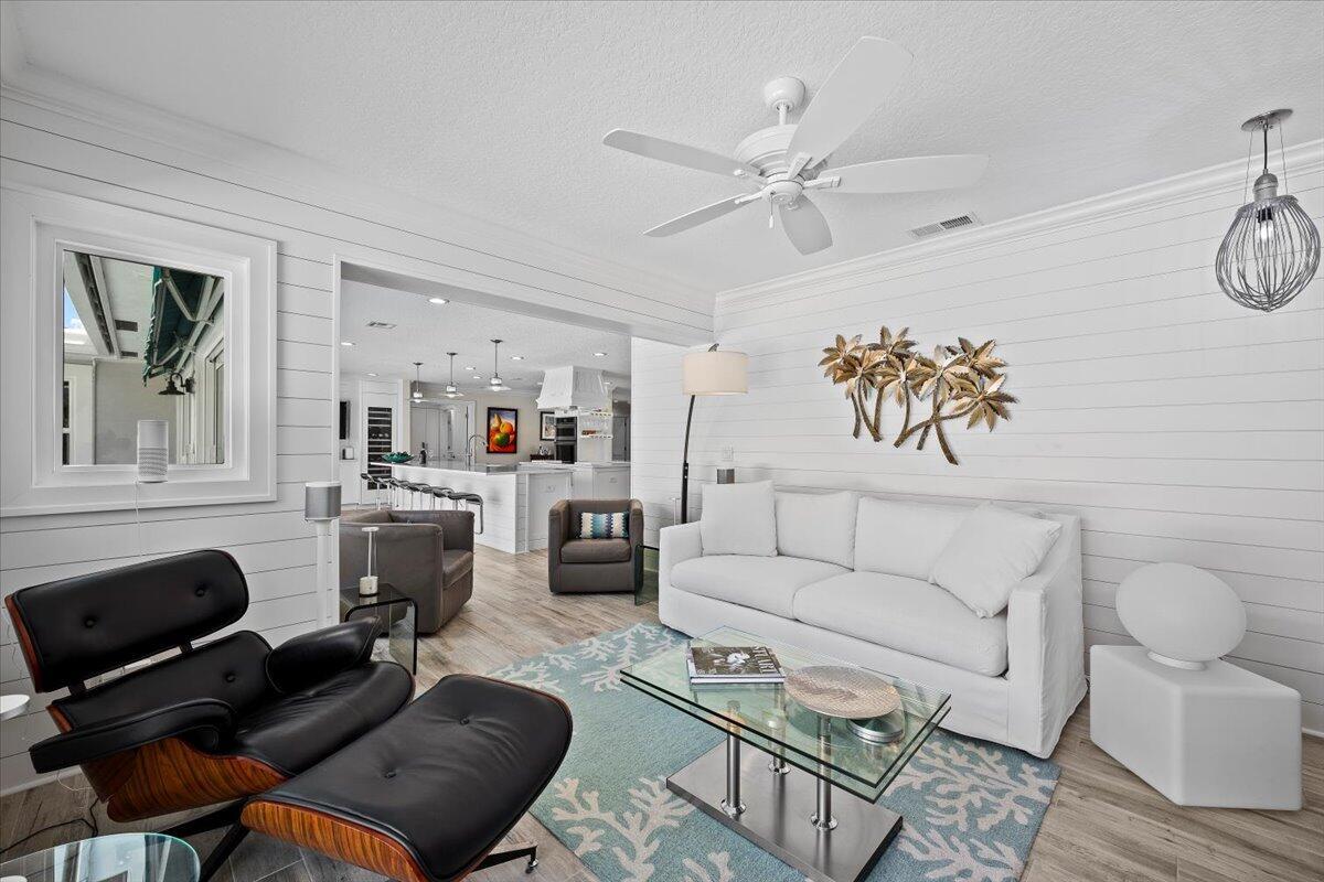 PALMETTO HARBOR - Residential