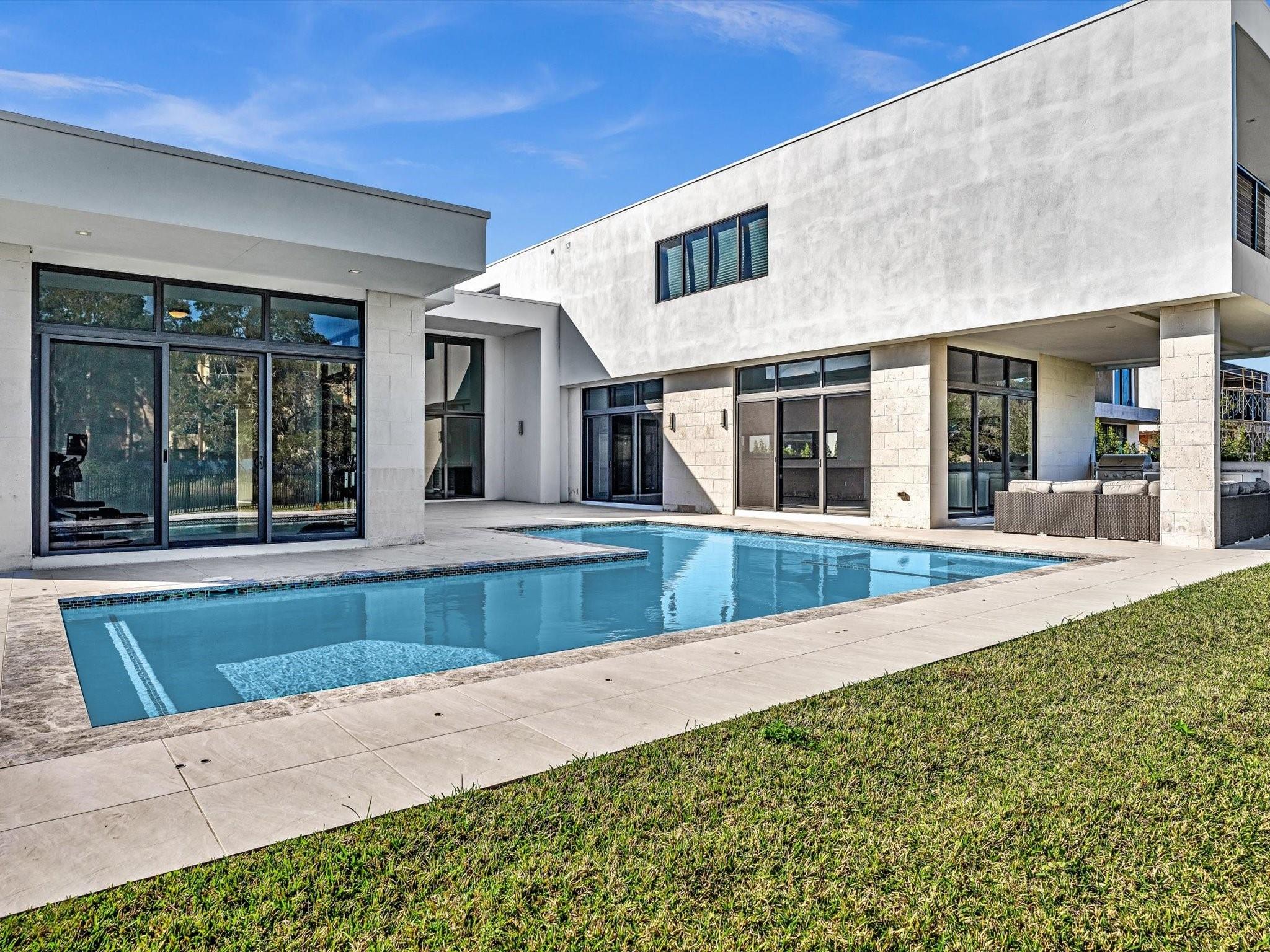 WESTON ESTATES - Residential