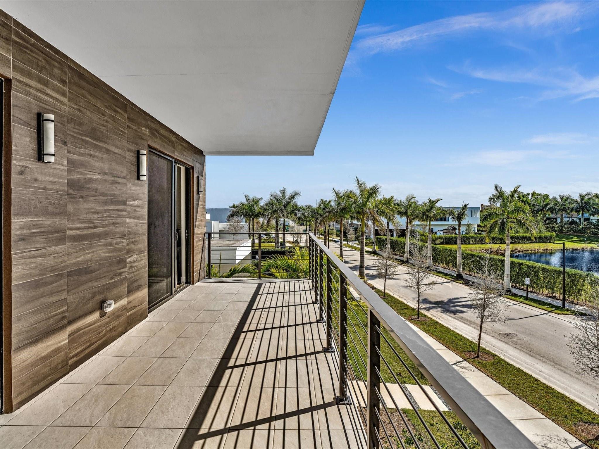 WESTON ESTATES - Residential