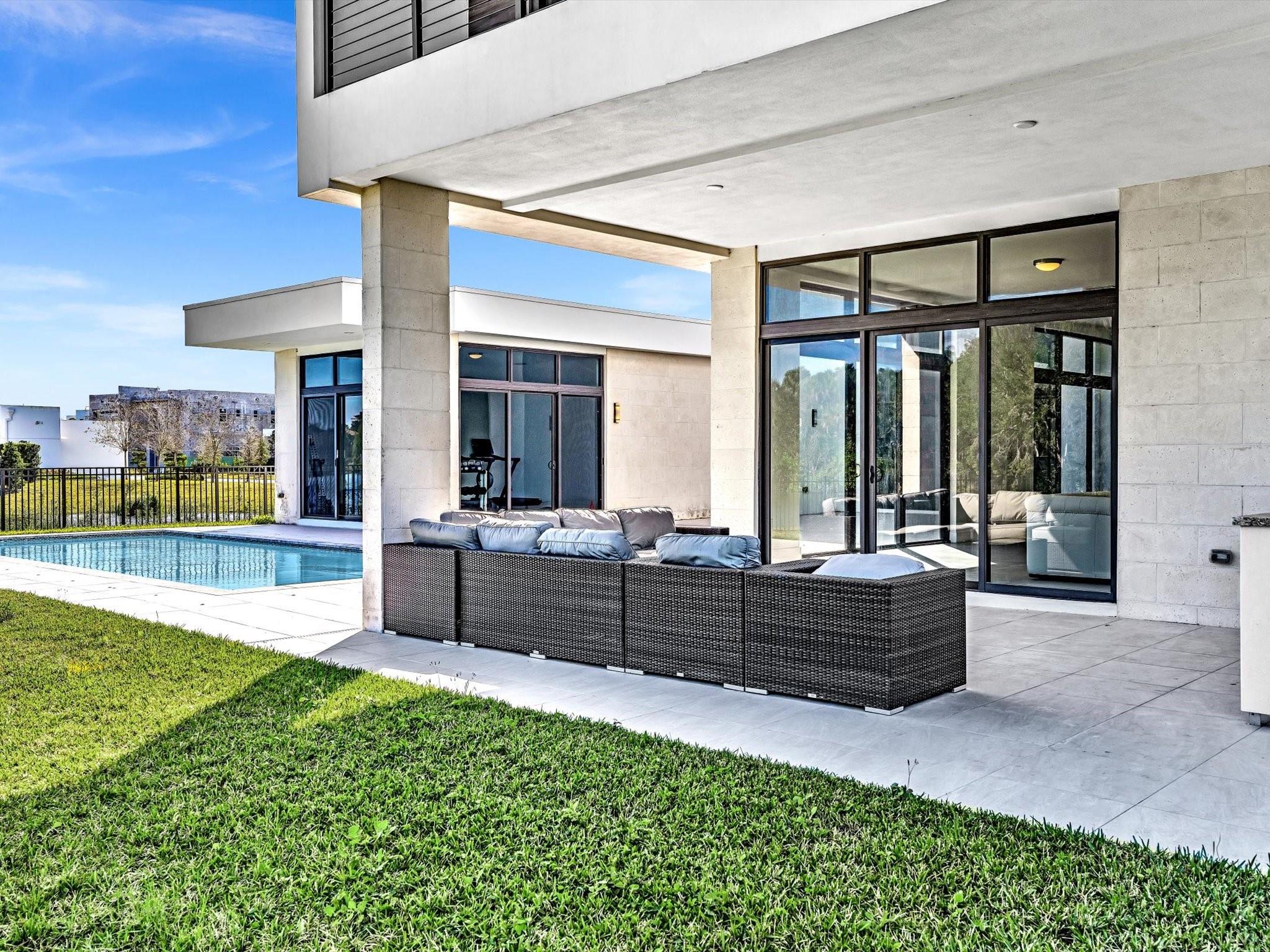 WESTON ESTATES - Residential