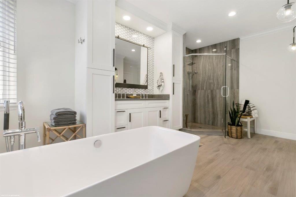 JUPITER ISLAND - Residential