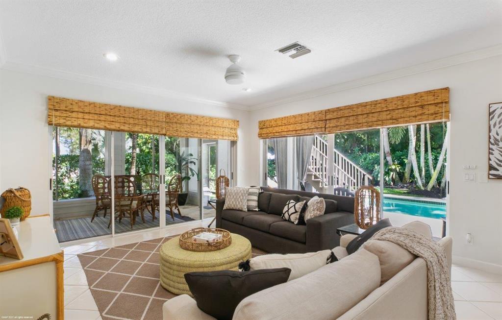 JUPITER ISLAND - Residential