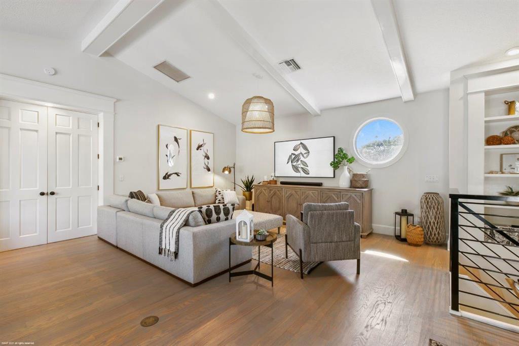 JUPITER ISLAND - Residential