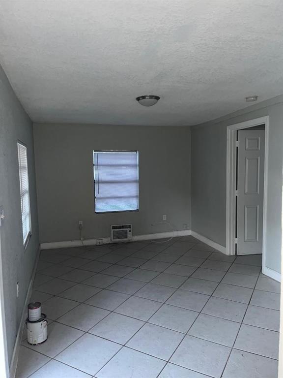 234 NE 14th Ave