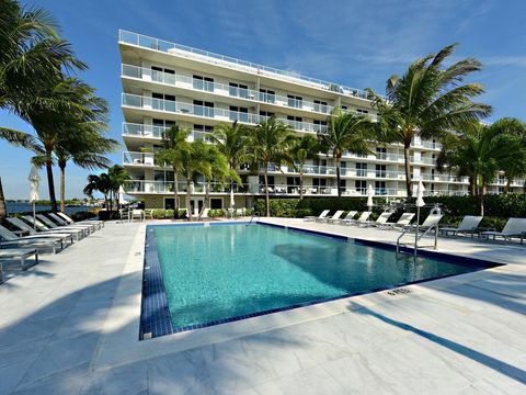 2560 S Ocean Boulevard 406 Palm Beach FL 33480