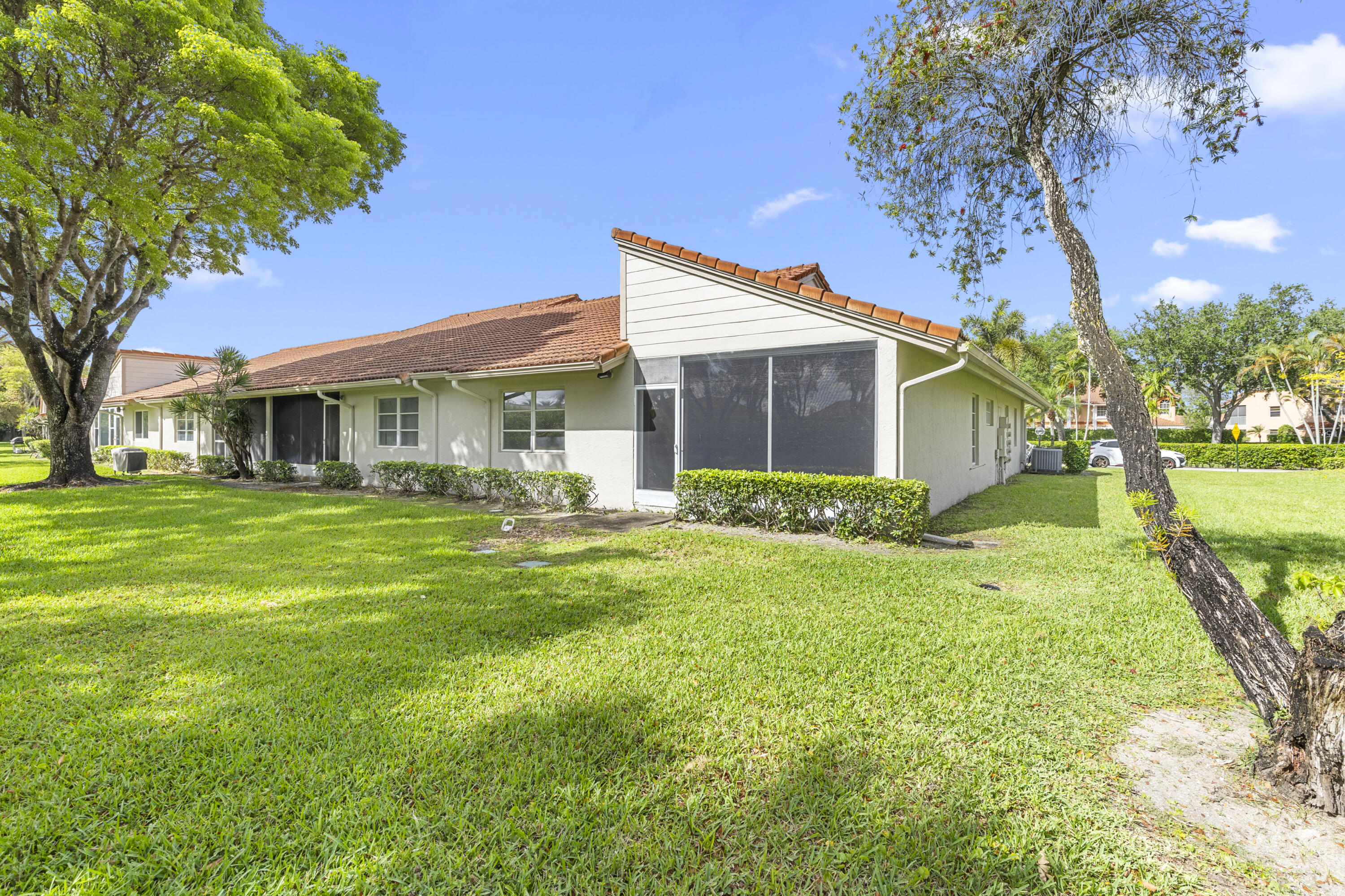 PALM ISLES I, II AND III CONDOS - Residential