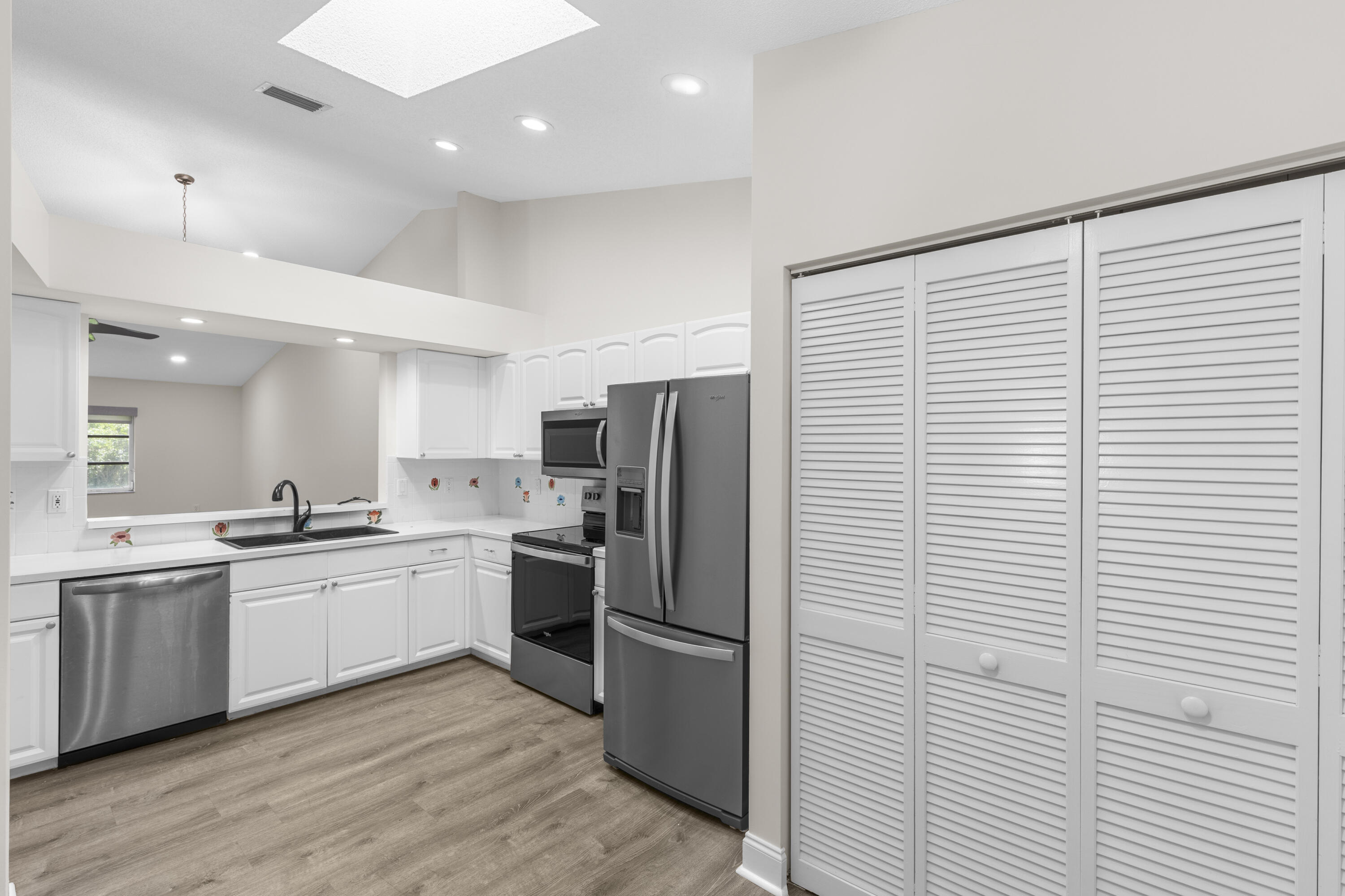 PALM ISLES I, II AND III CONDOS - Residential