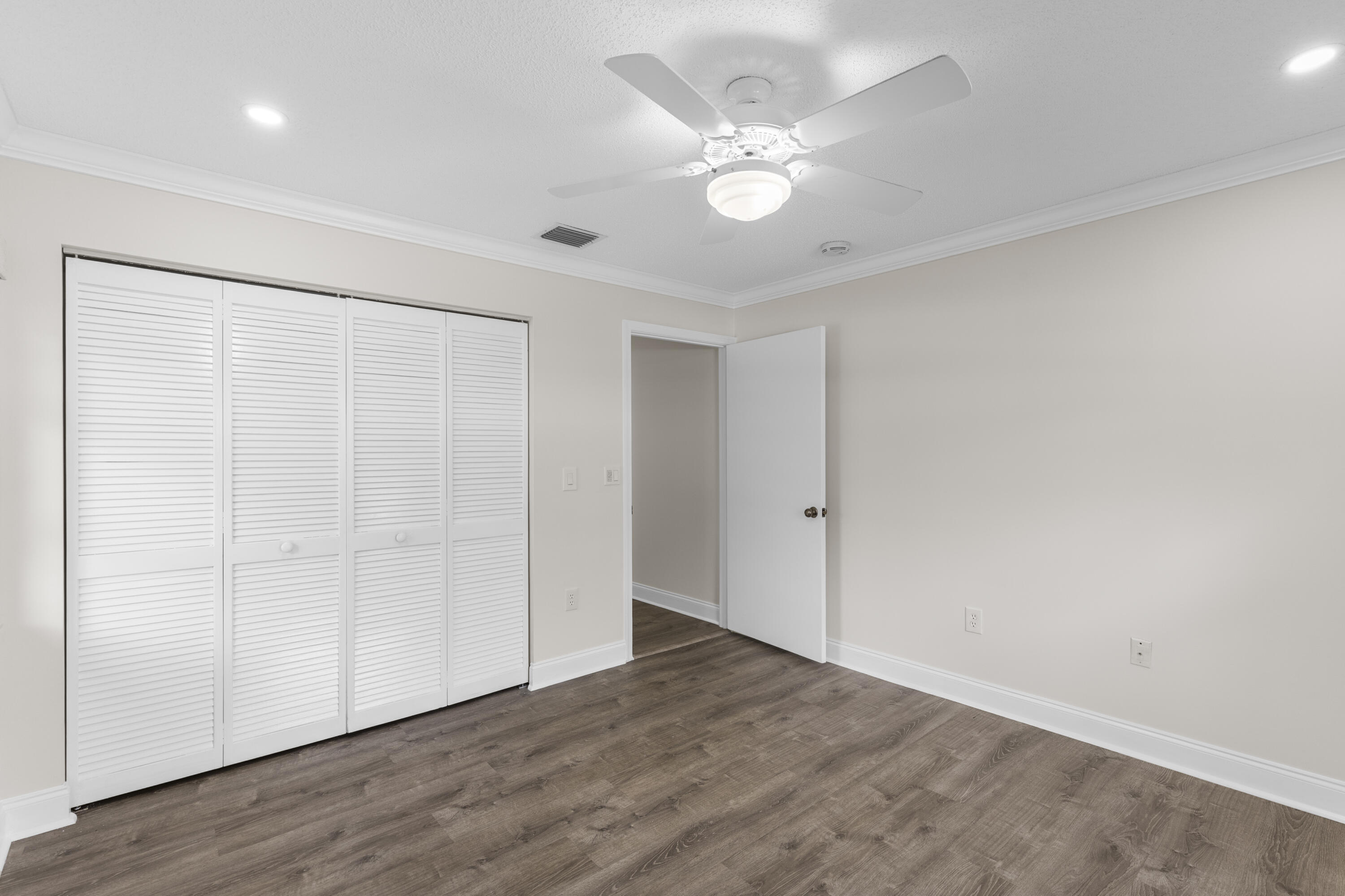 PALM ISLES I, II AND III CONDOS - Residential