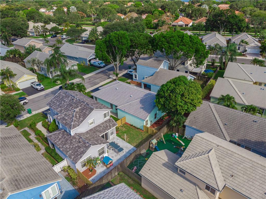 Forest Ridge Cluster Home - Residential
