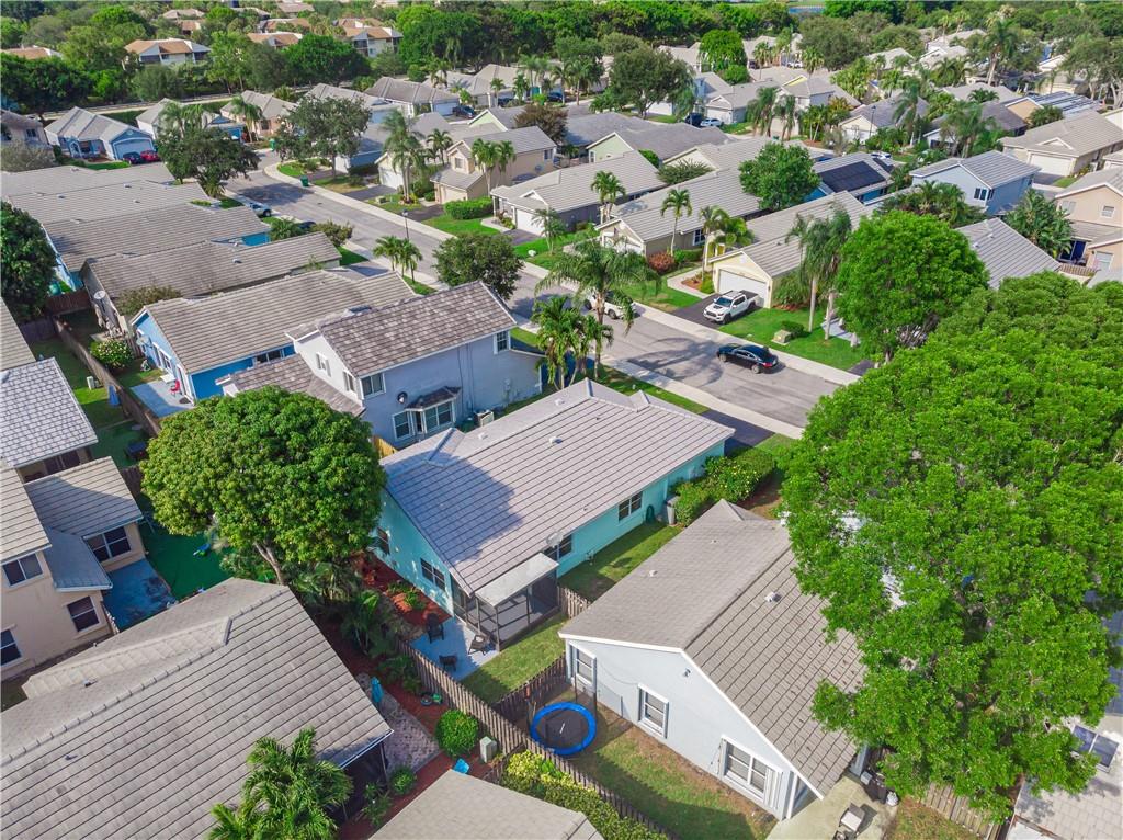 Forest Ridge Cluster Home - Residential