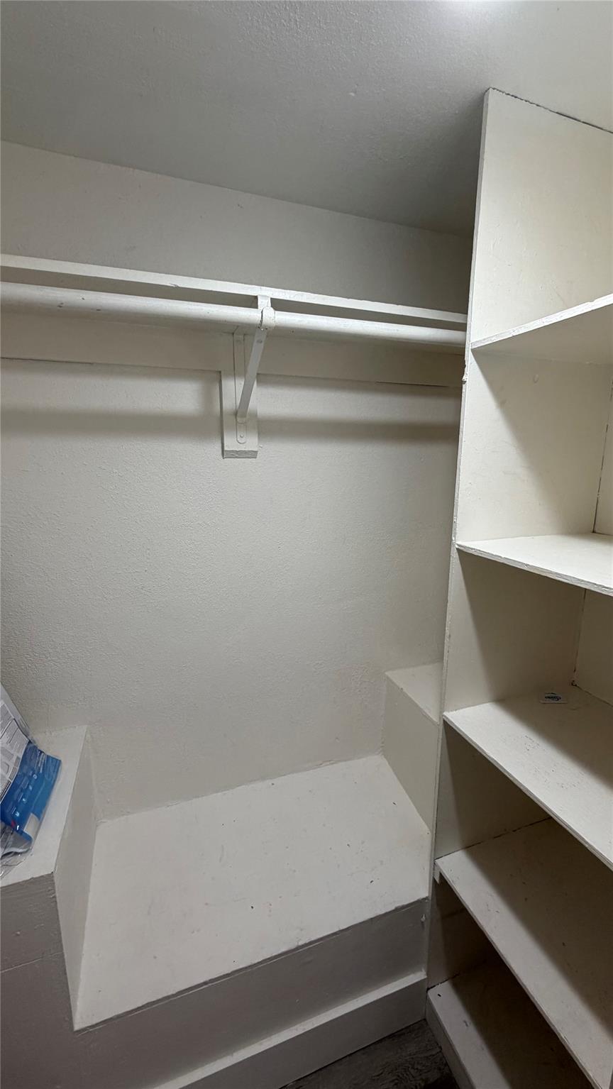 Tradewinds Apt Condo - Residential Lease