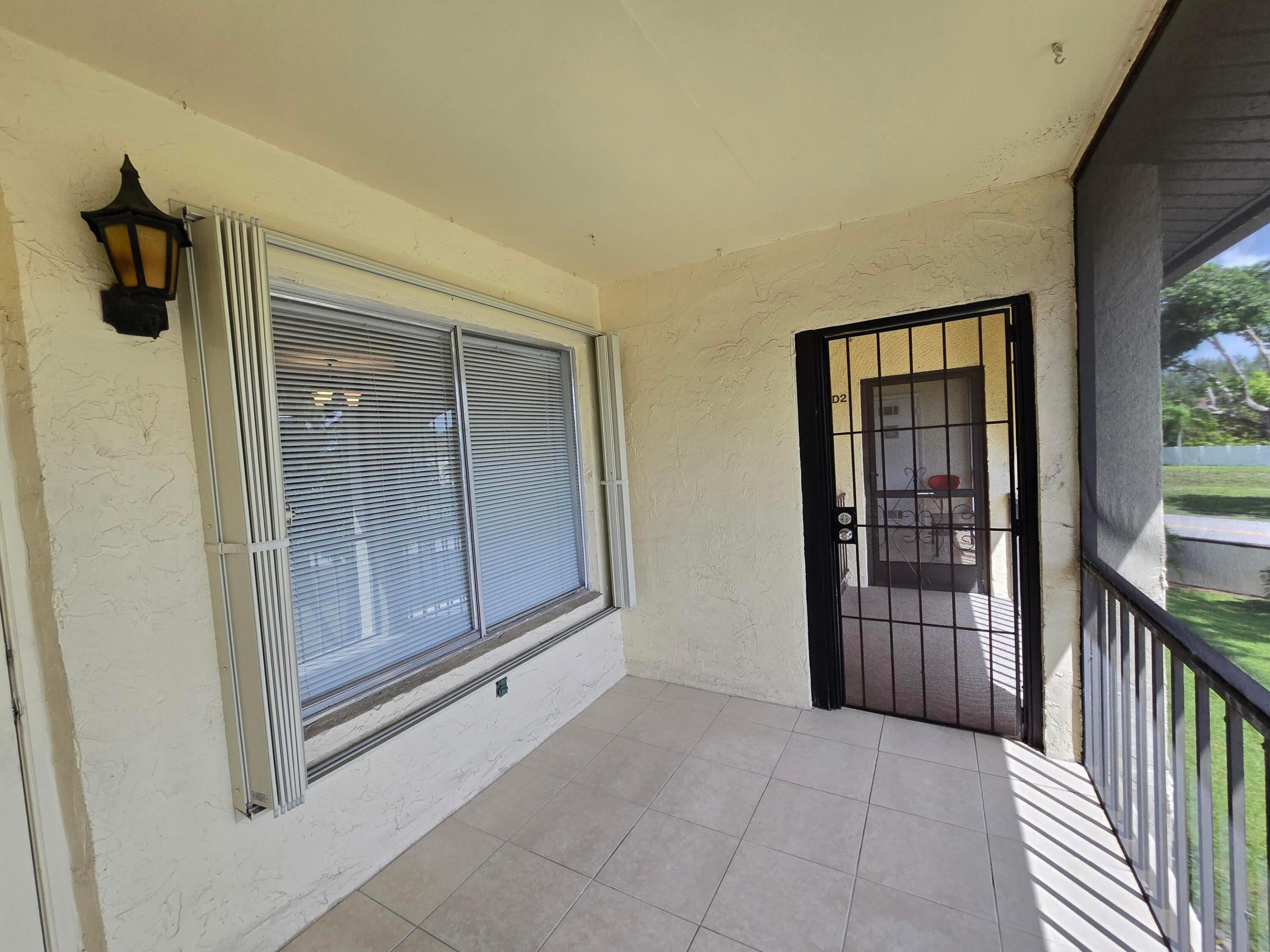 2779 EMORY Drive W E