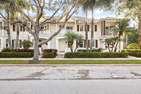 Photo of 2889 E Community Drive, Jupiter, FL 33458 (MLS # B26051641)