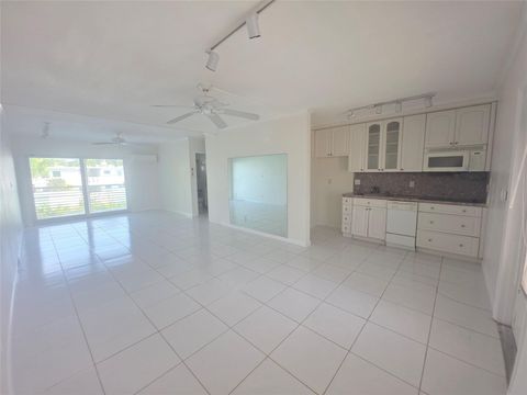 Photo of 2131 NE 42nd Court #209e, Lighthouse Point, FL 33064 (MLS # F10538424)