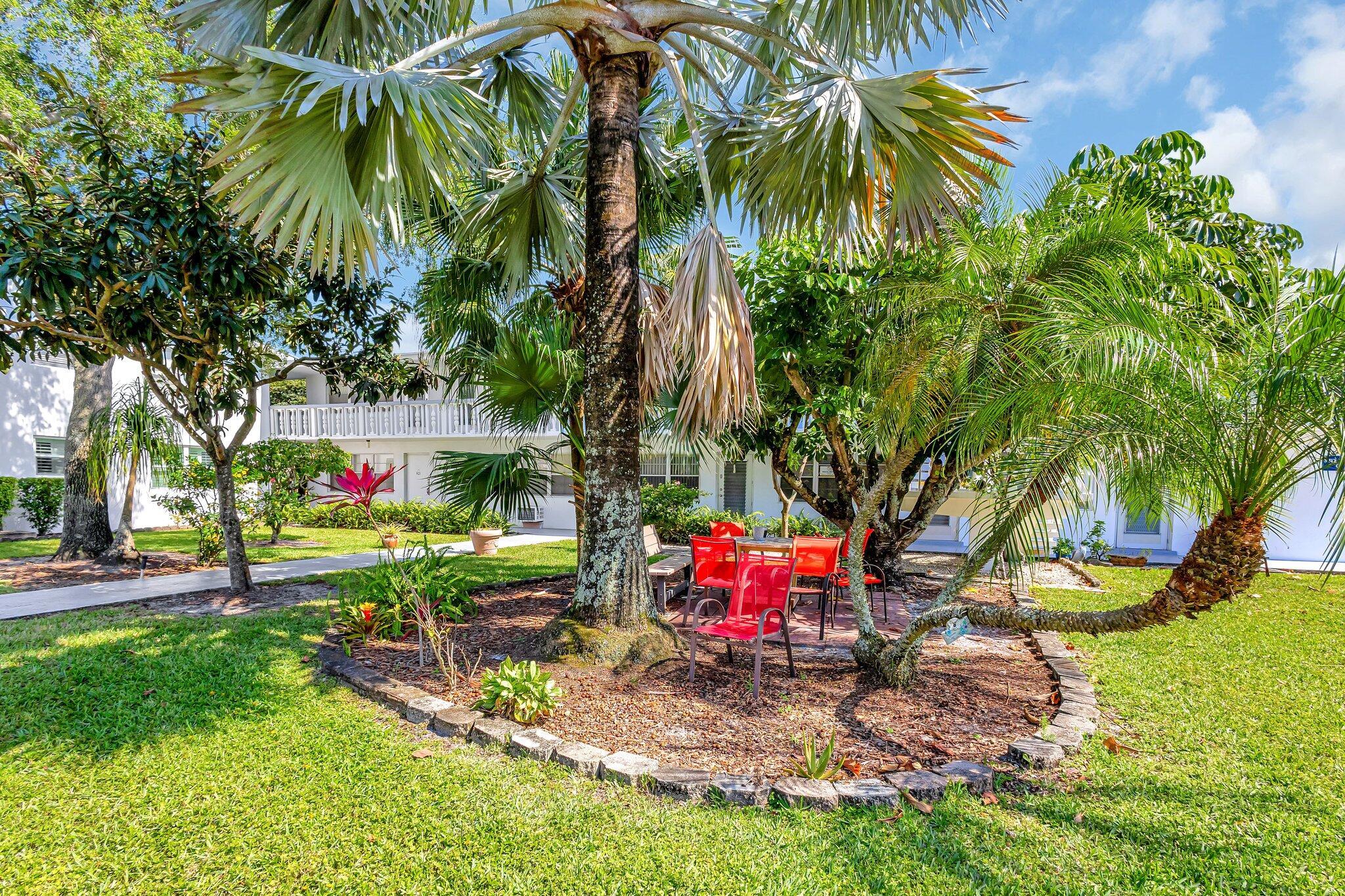 View photos, virtual tours, details... 398 Sheffield Q