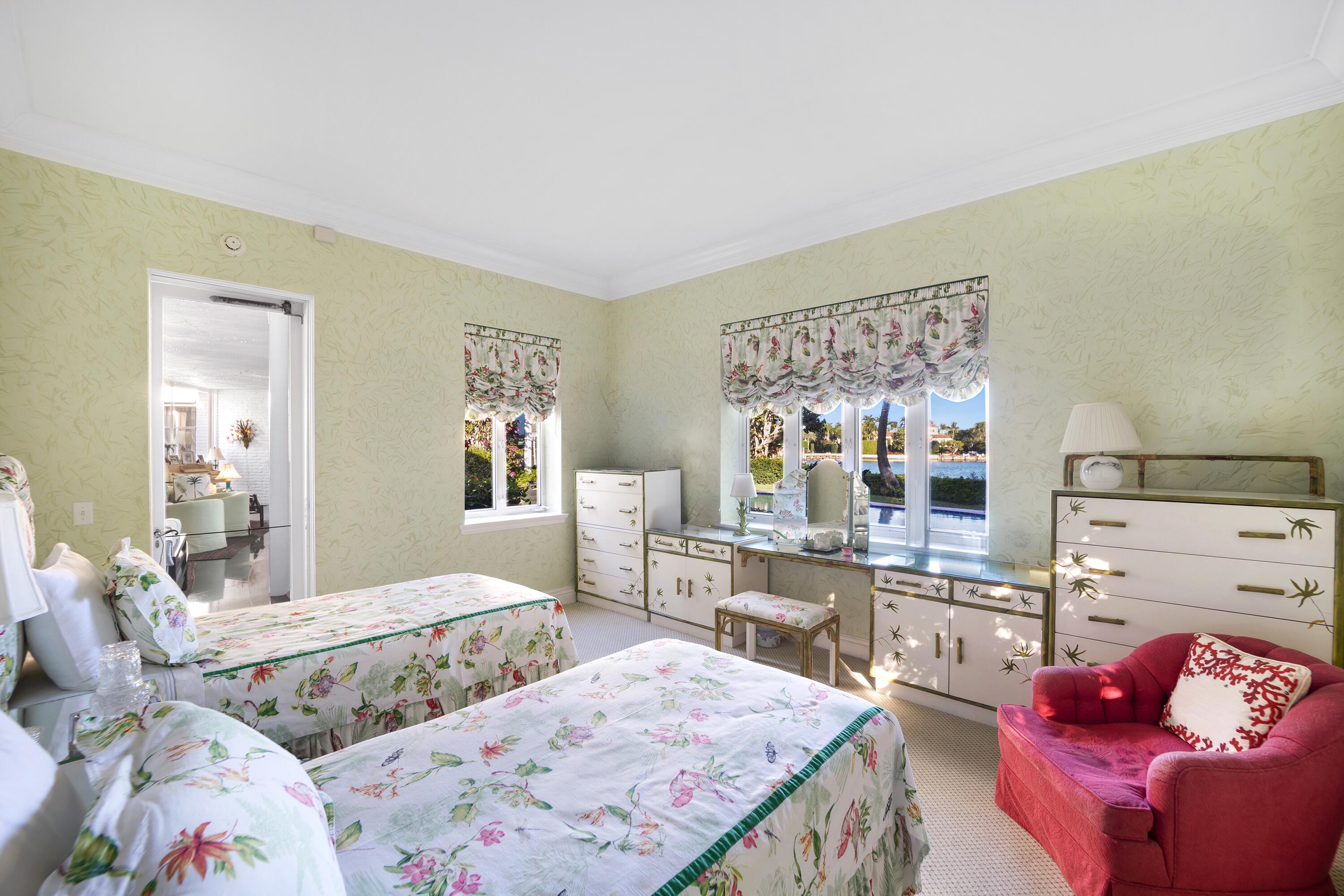 ISLAND RD DEV REV - Residential