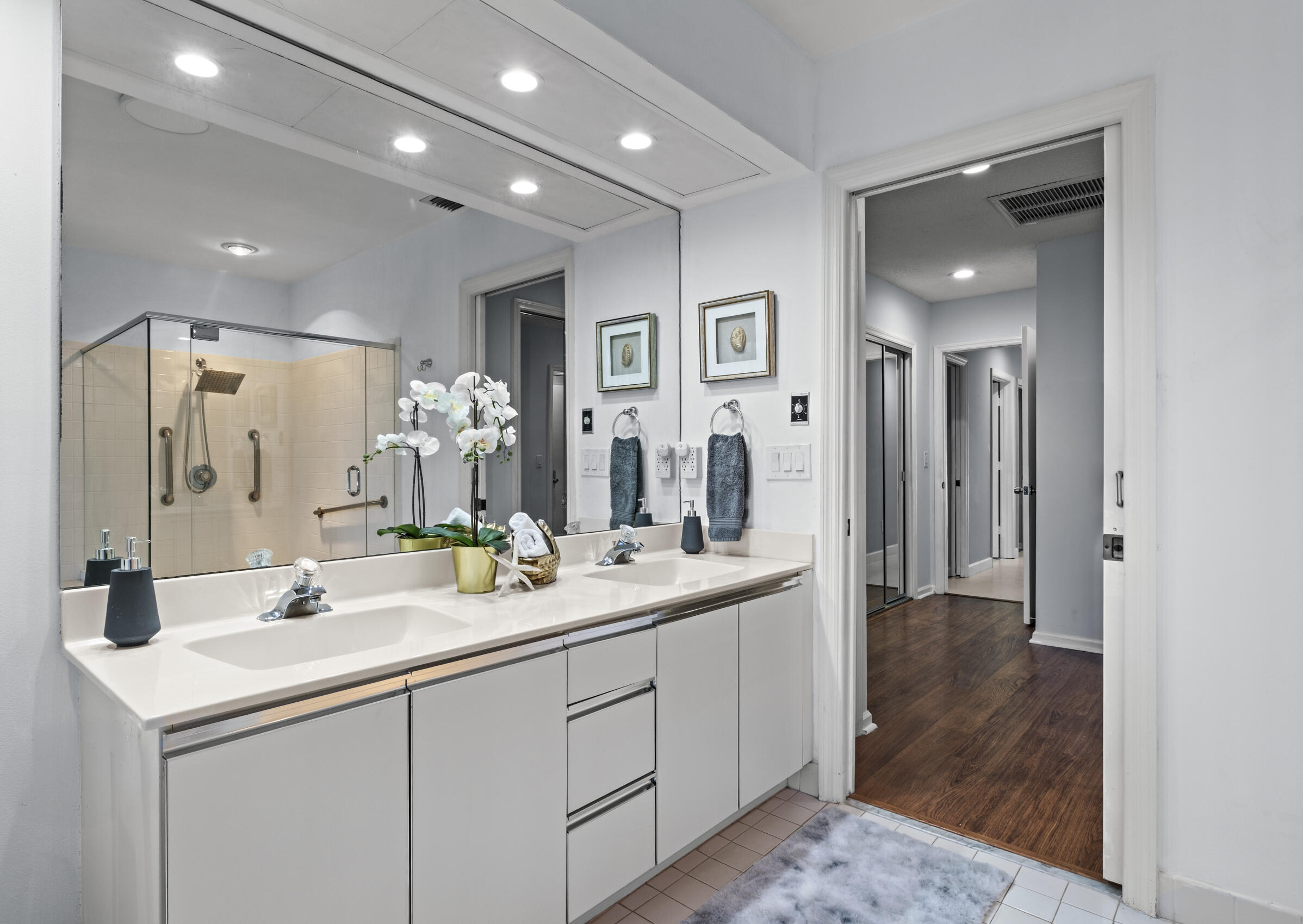 BOCA LAKE ESTATES - Residential