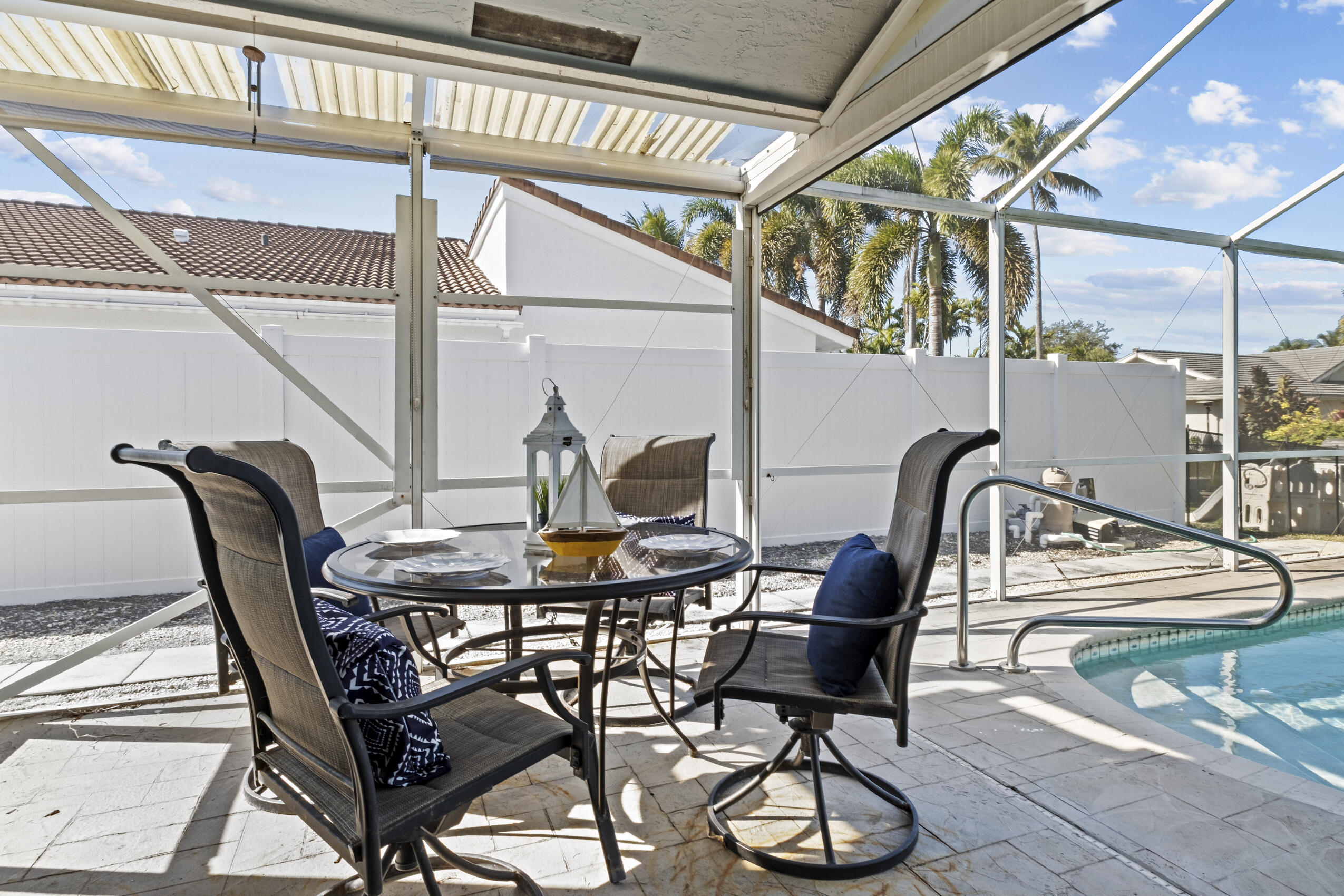 BOCA LAKE ESTATES - Residential