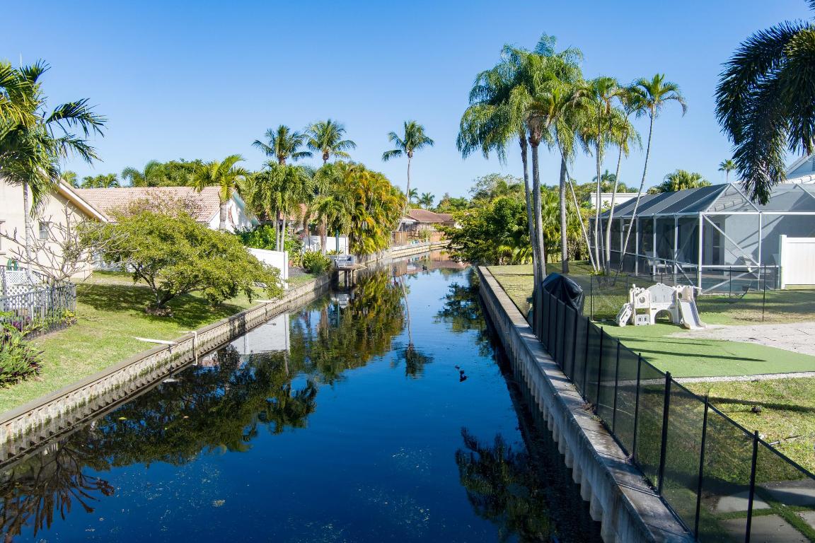 BOCA LAKE ESTATES - Residential