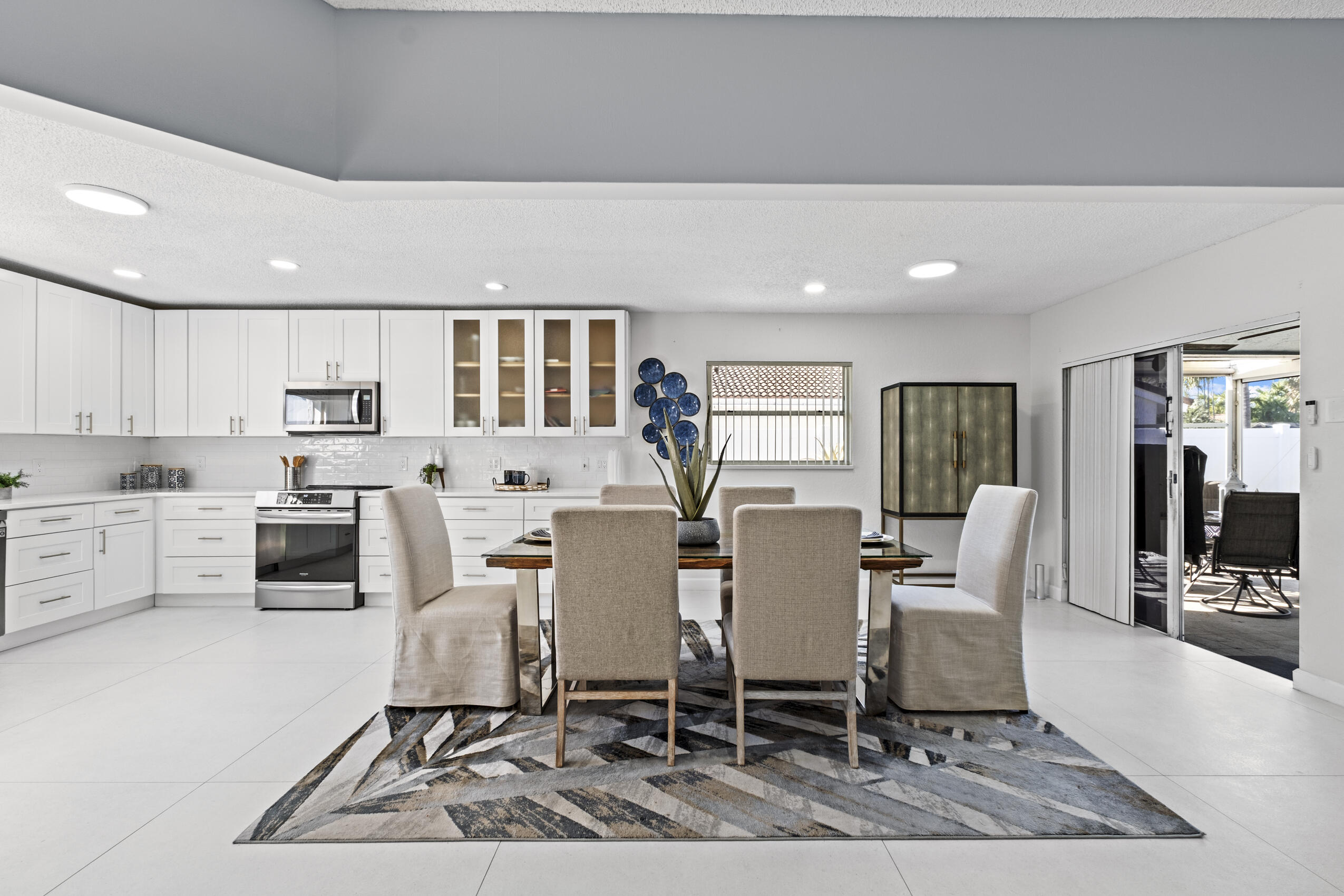 BOCA LAKE ESTATES - Residential