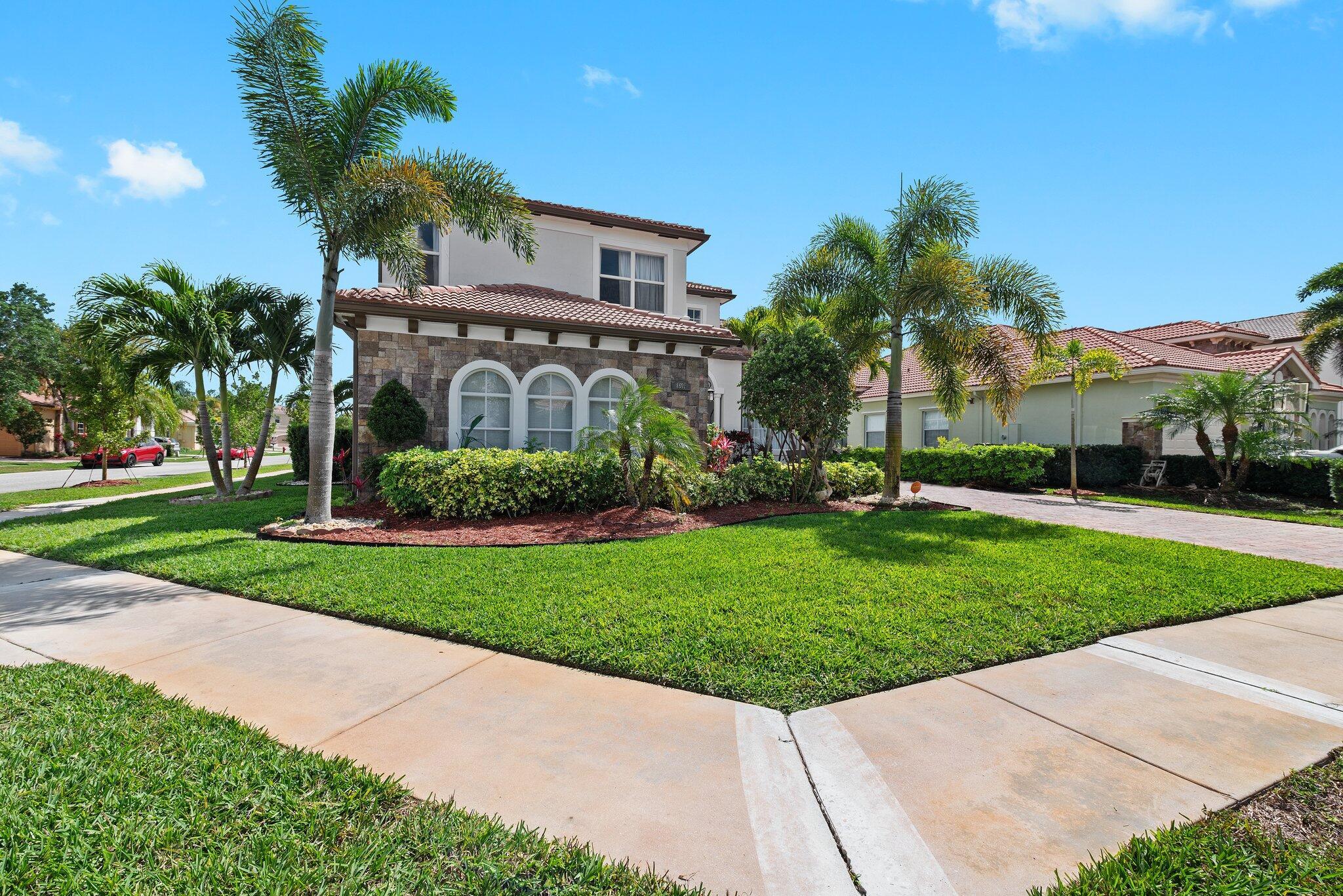 8697 Cobblestone Point Circle
