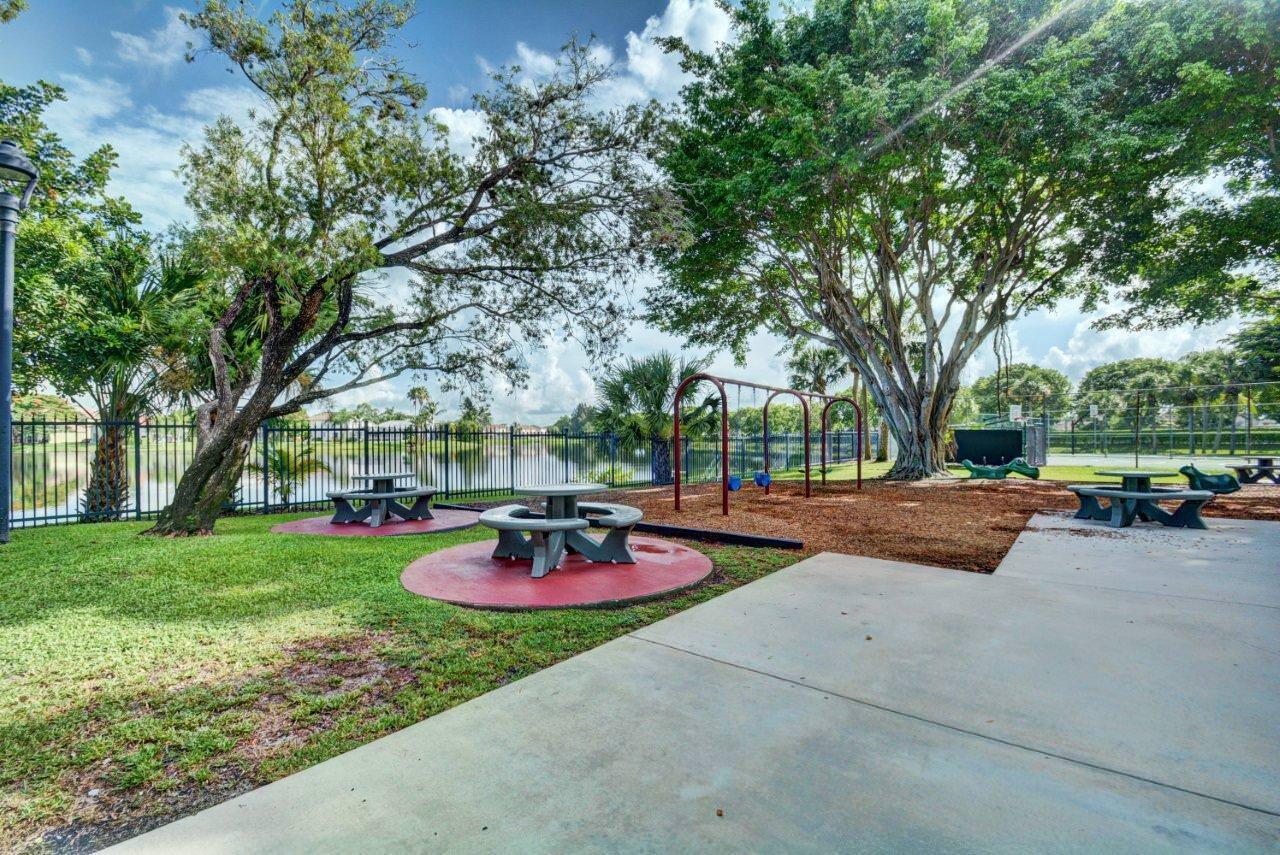 WOODSTREAM - Residential Lease