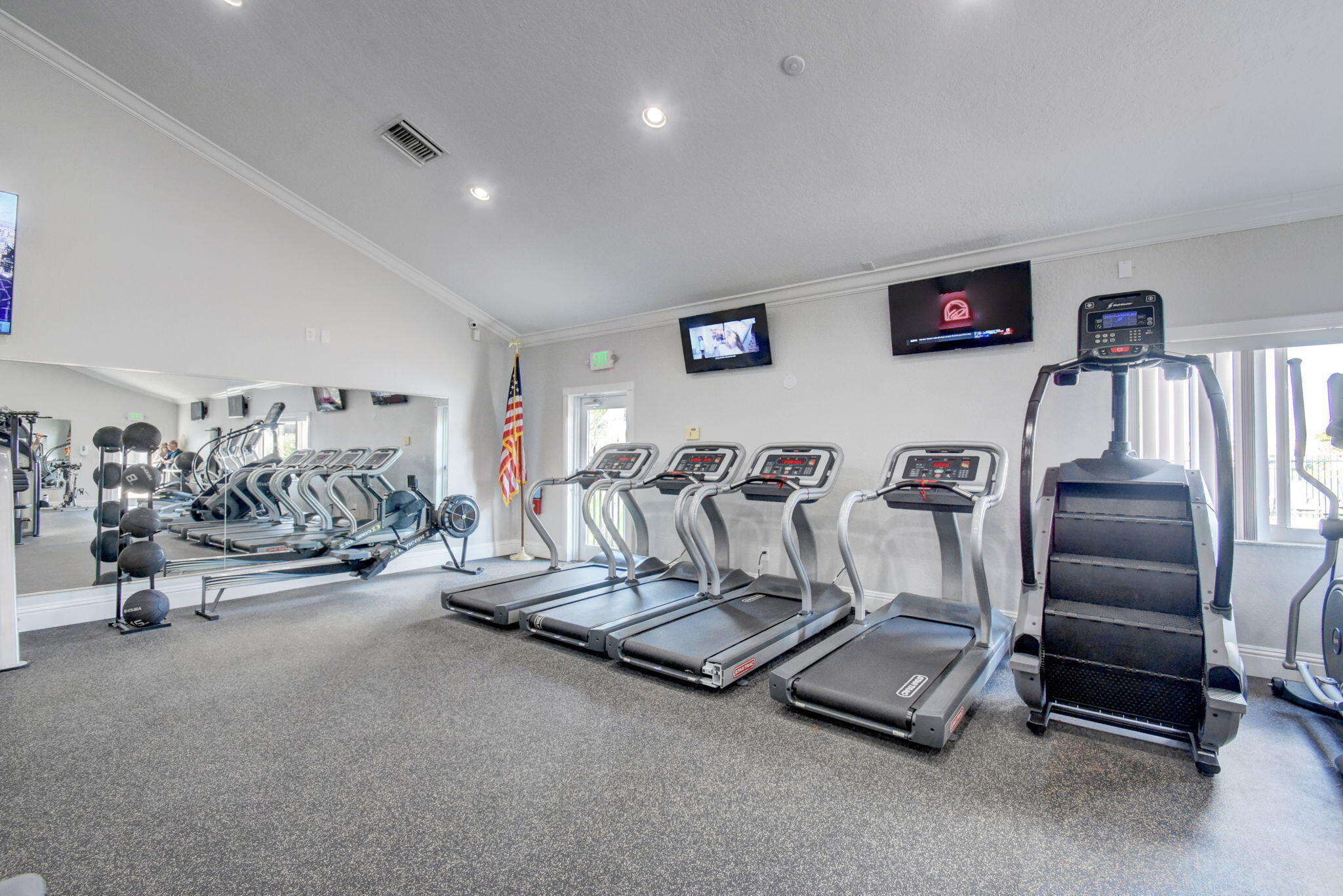 WOODSTREAM - Residential Lease