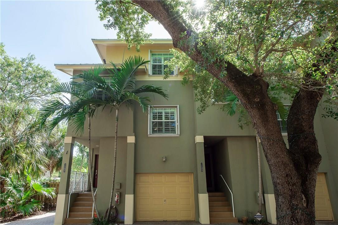 Waverly Place 2-19 D - Residential Lease