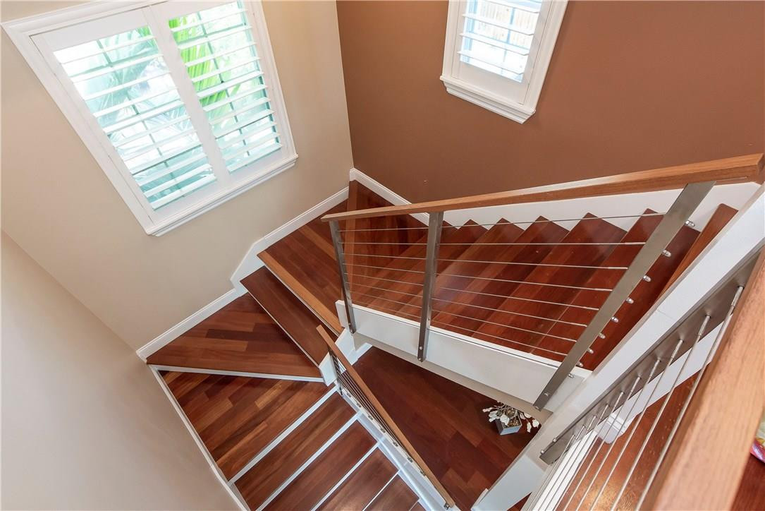 Waverly Place 2-19 D - Residential Lease