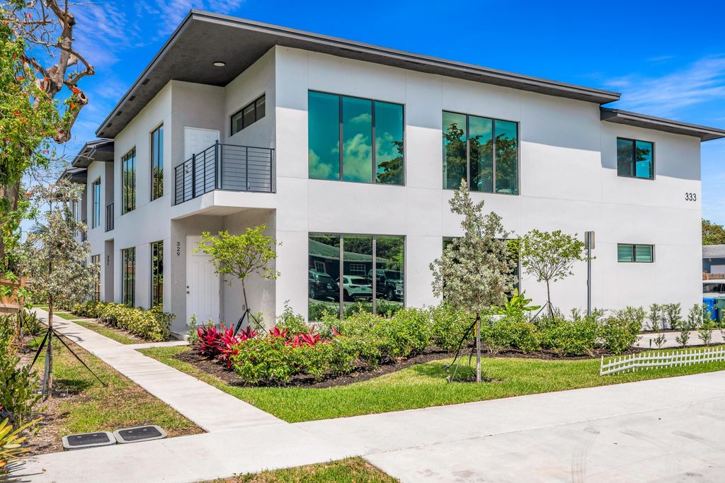 Photo of 333 NW 41st Street #331, Oakland Park, FL 33309 (MLS # B26030286)