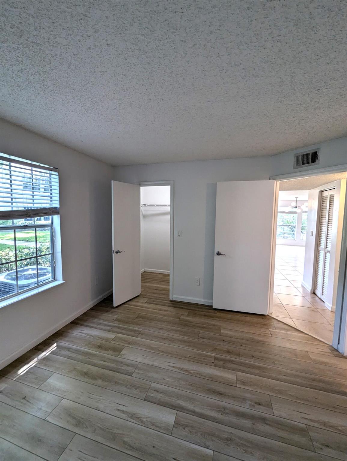 BAHIA AT DELRAY CONDOMINI - Residential Lease