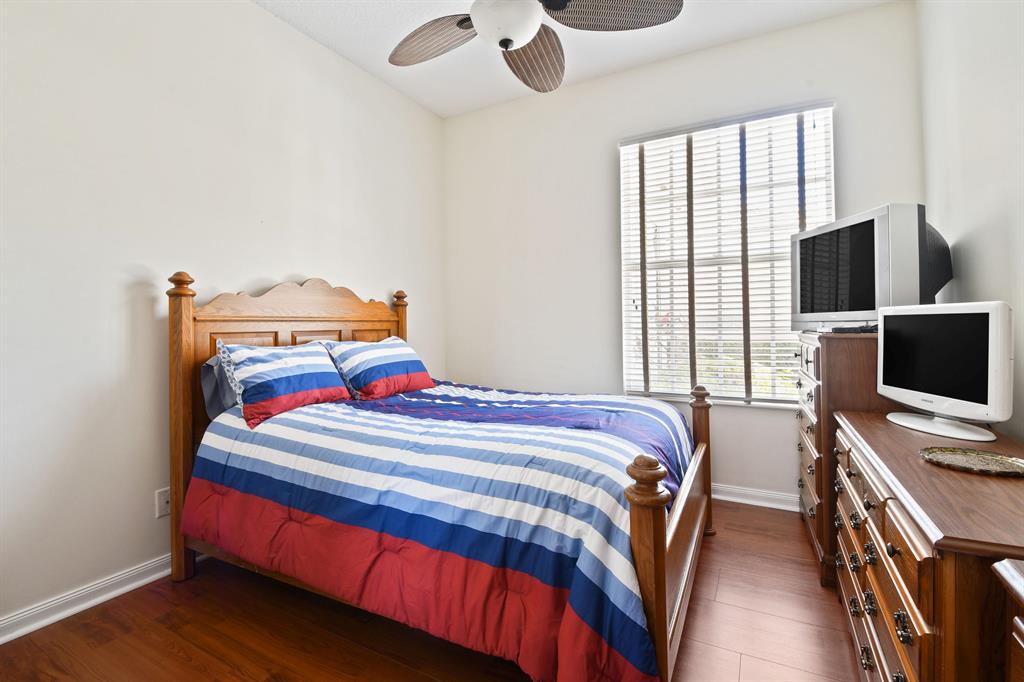 GARDEN OAKS 1 - Residential