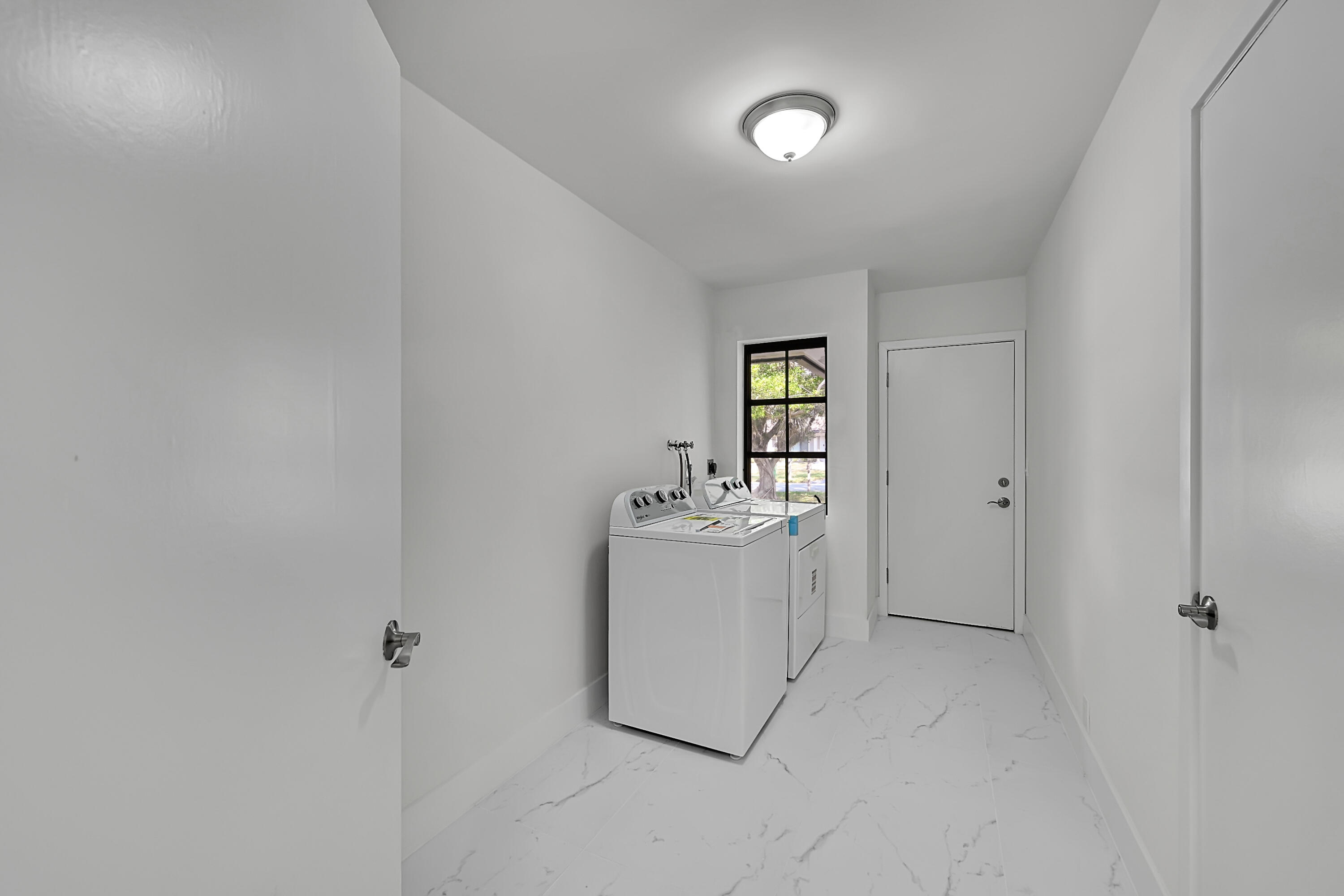 RAMBLEWOOD - Residential