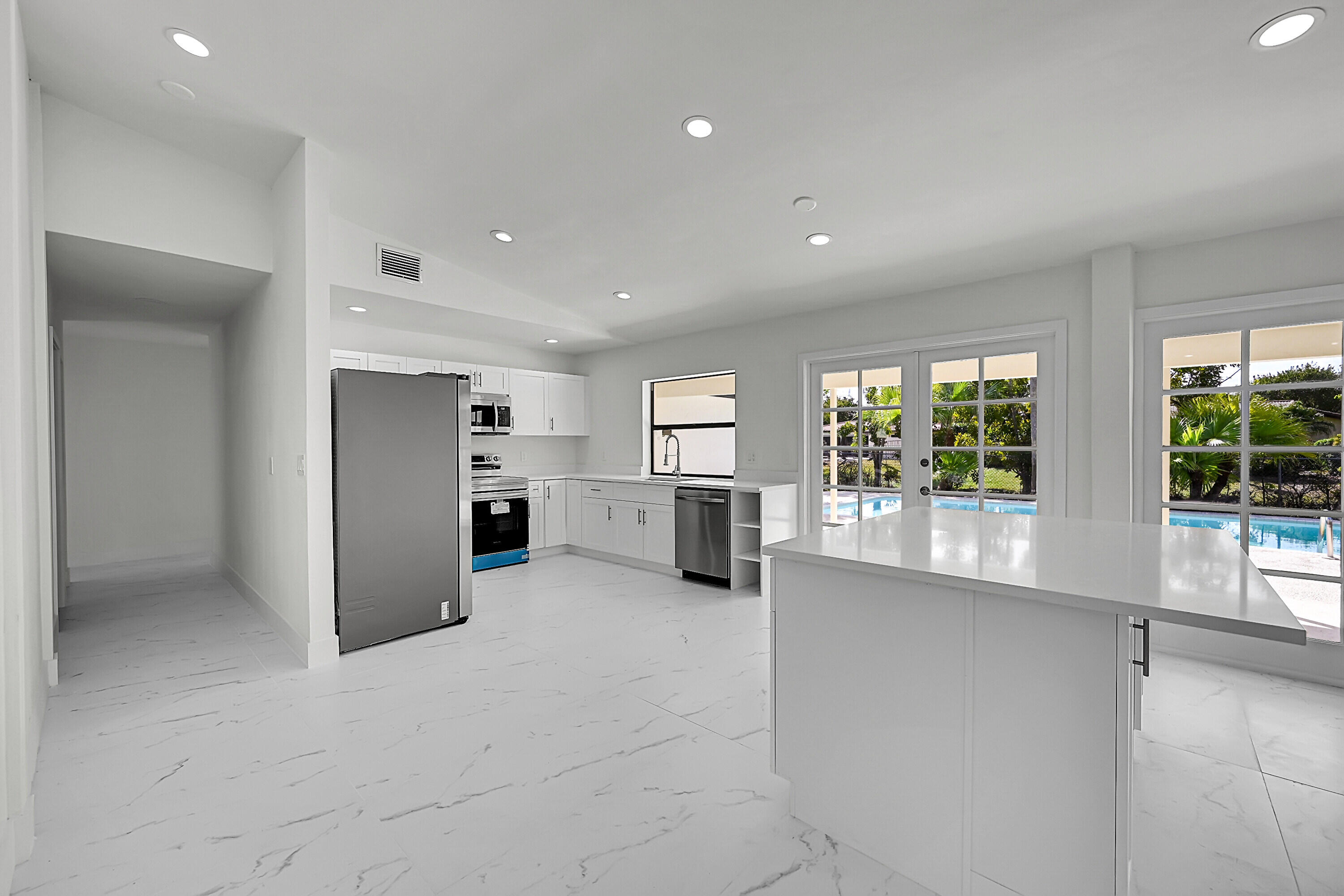 RAMBLEWOOD - Residential