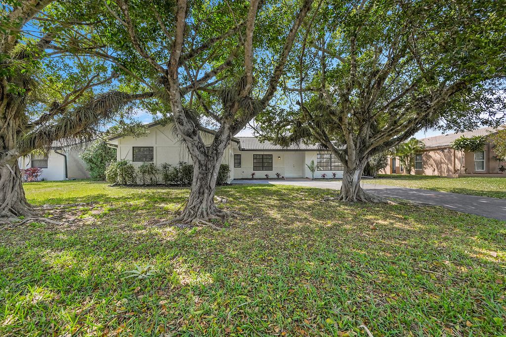 Photo of 9000 NW 21st Street, Coral Springs, FL 33071 (MLS # R11167550)