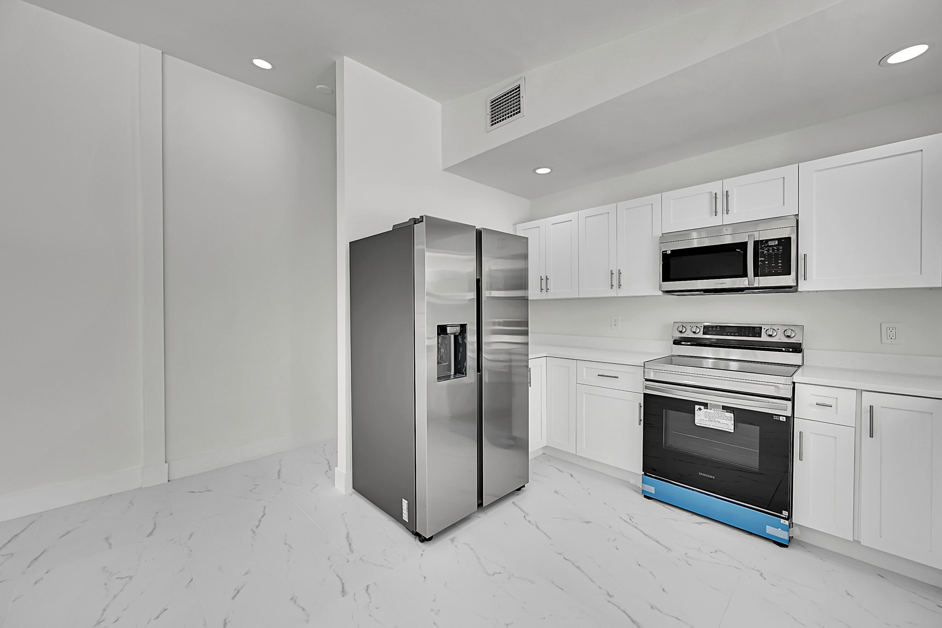 RAMBLEWOOD - Residential