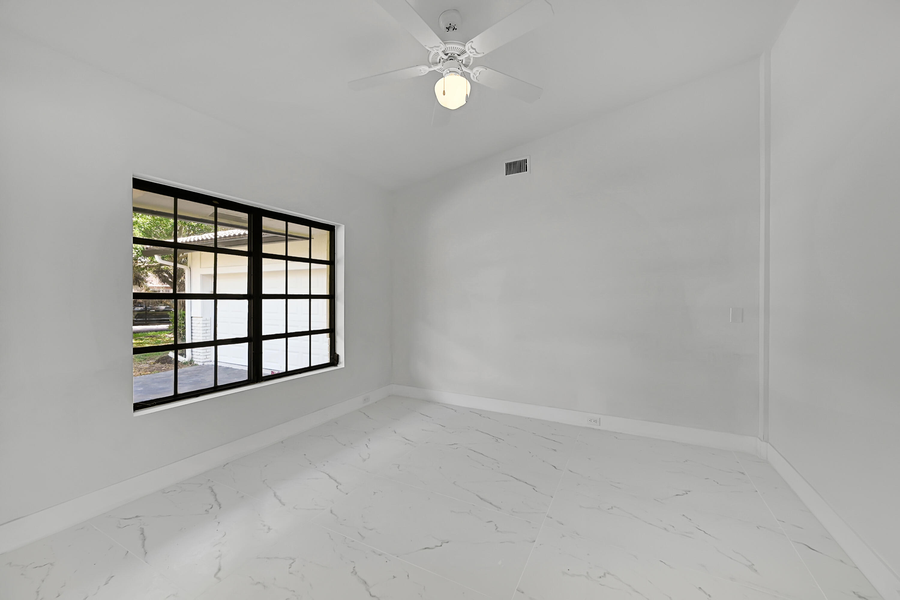 RAMBLEWOOD - Residential