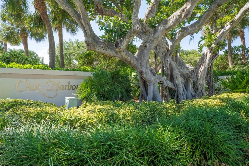 Photo of 925 Oak Harbour Drive #925, Juno Beach, FL 33408 (MLS # R10708791)