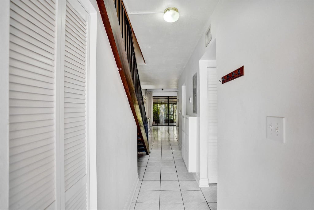 Photo of 929 NW 45th Street #929, Deerfield Beach, FL 33064 (MLS # F10501310)