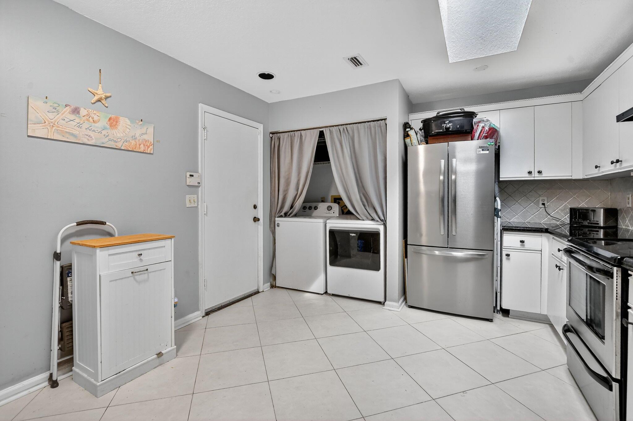 CASA DEL REY PL 2 - Residential