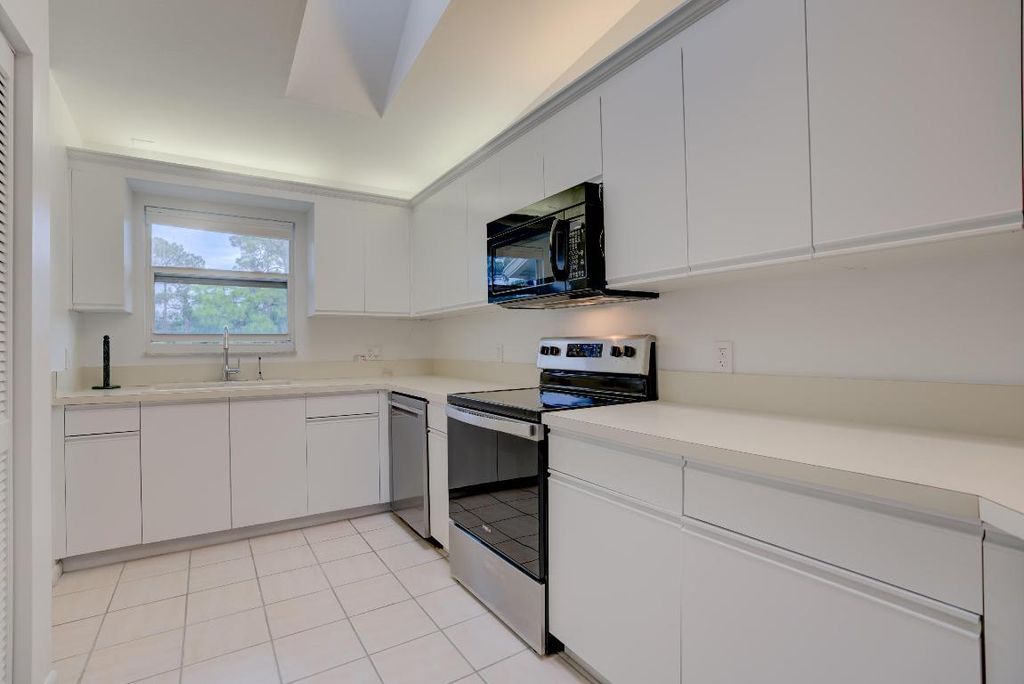 Photo of 8291 SE Croft Circle #M-9, Hobe Sound, FL 33455 (MLS # R10945545)