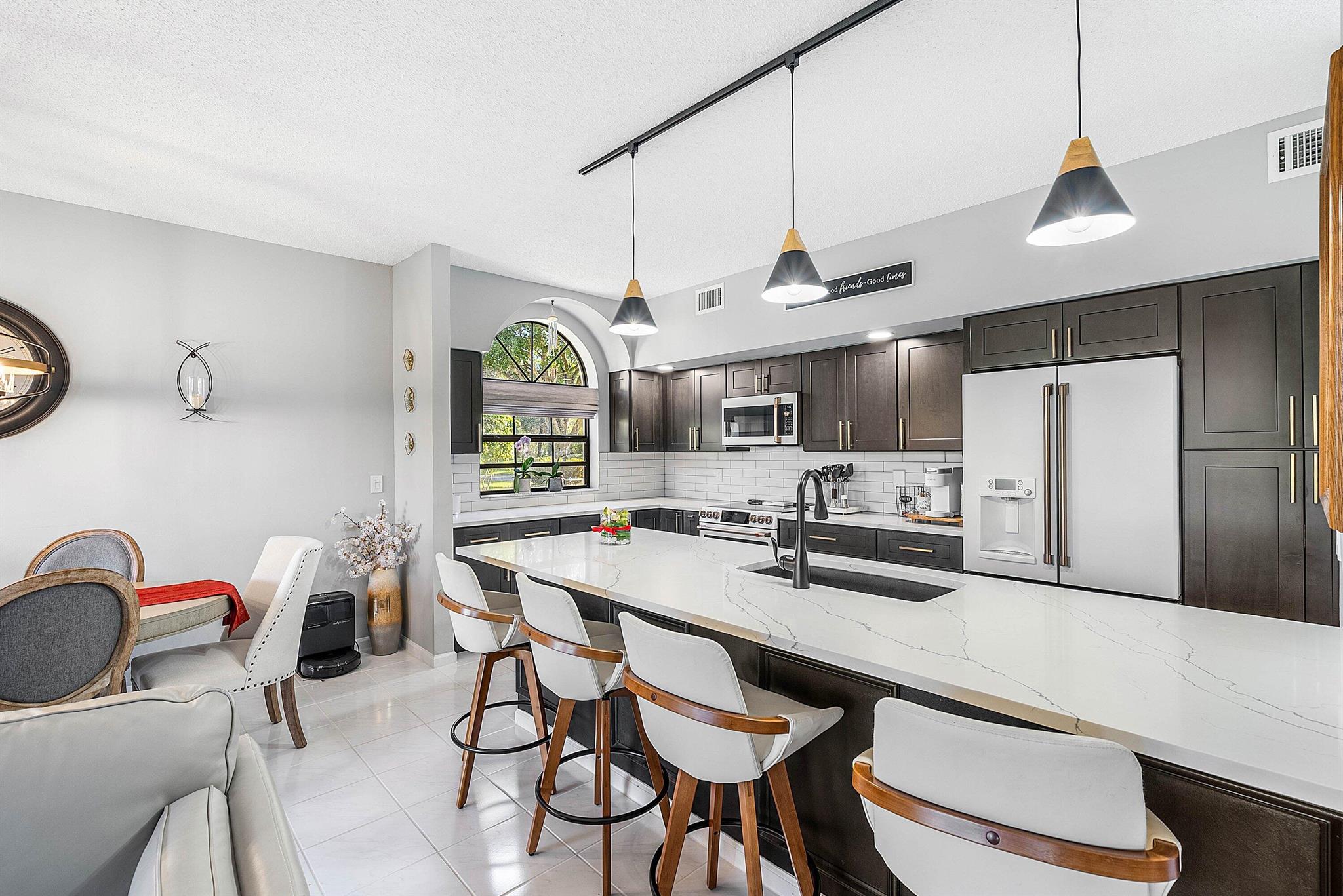 STRATFORD AT ABERDEEN CON - Residential