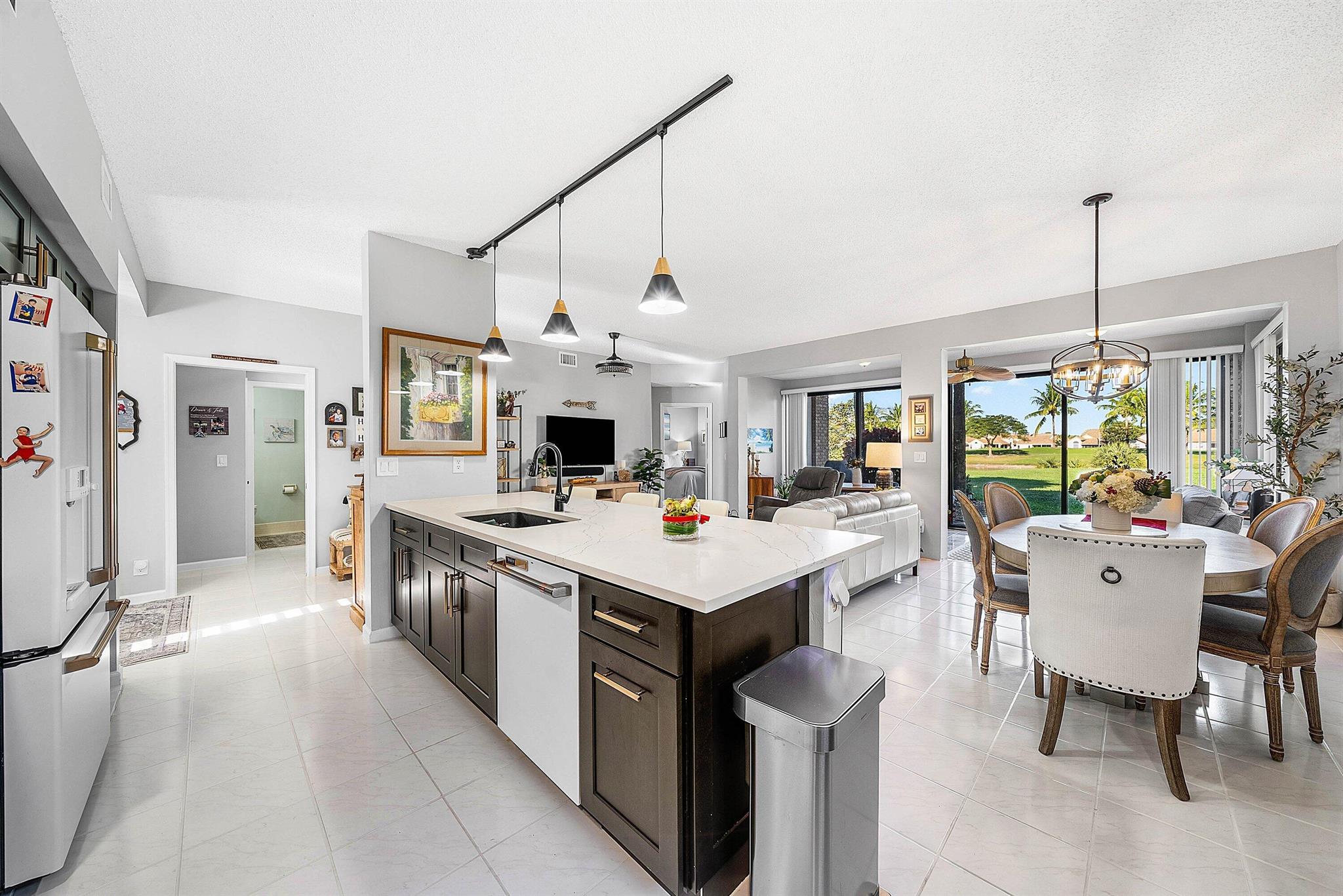 STRATFORD AT ABERDEEN CON - Residential