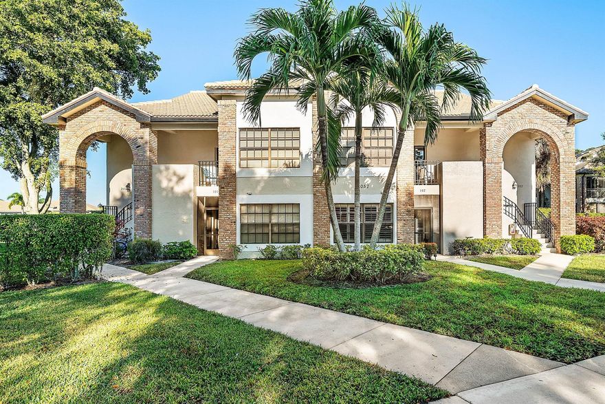 Experience the Aberdeen lifestyle in this first-floor condo at Aberdeen Golf and Country Club, a hidden gem of Boynton Beach. Overlook the lake and 7th green from an expanded, air-conditioned lanai. The high-end kitchen offers premium appliances, espresso soft-close cabinetry, quartz counters, and a Blanco sink. The interior is freshly painted with plantation shutters. Additional upgrades include a new guest vanity, LG washer/dryer, and smart thermostat. This unit includes two assigned parking spots and extra storage. HOA fees cover water, lawn care, and Comcast Triple Play. Residents are steps from the clubhouse, 3 restaurants, 18-hole Jim Fazio golf, 14 Har-Tru tennis courts, 6 pickleball courts, and a state-of-the-art fitness and resort-style aquatics center.