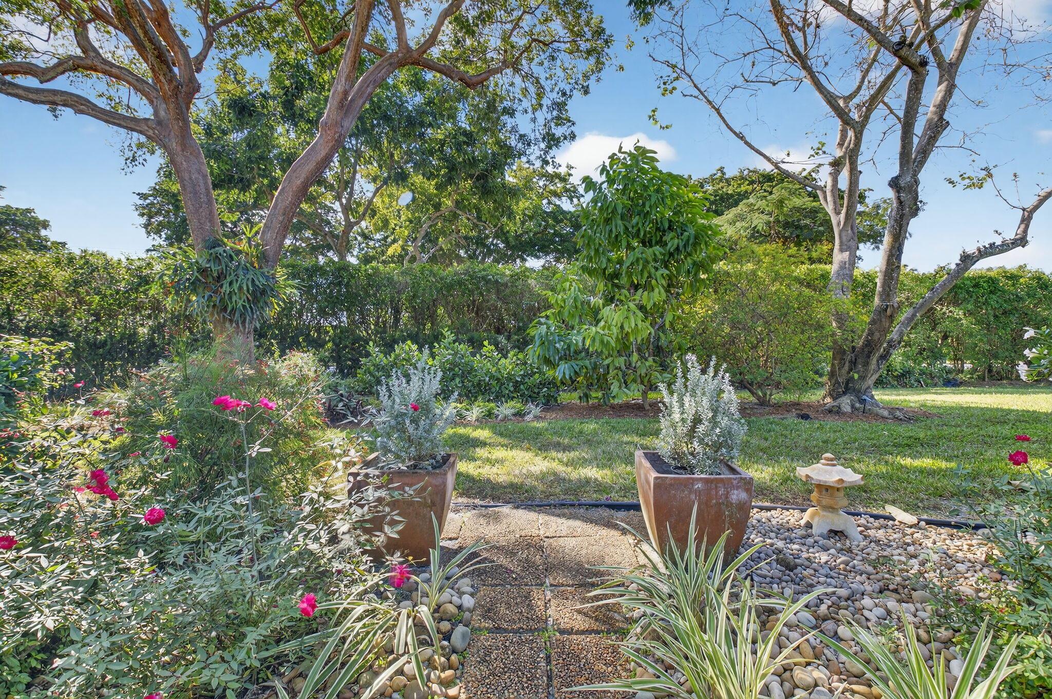 CAMEO WOODS CONDO - Residential