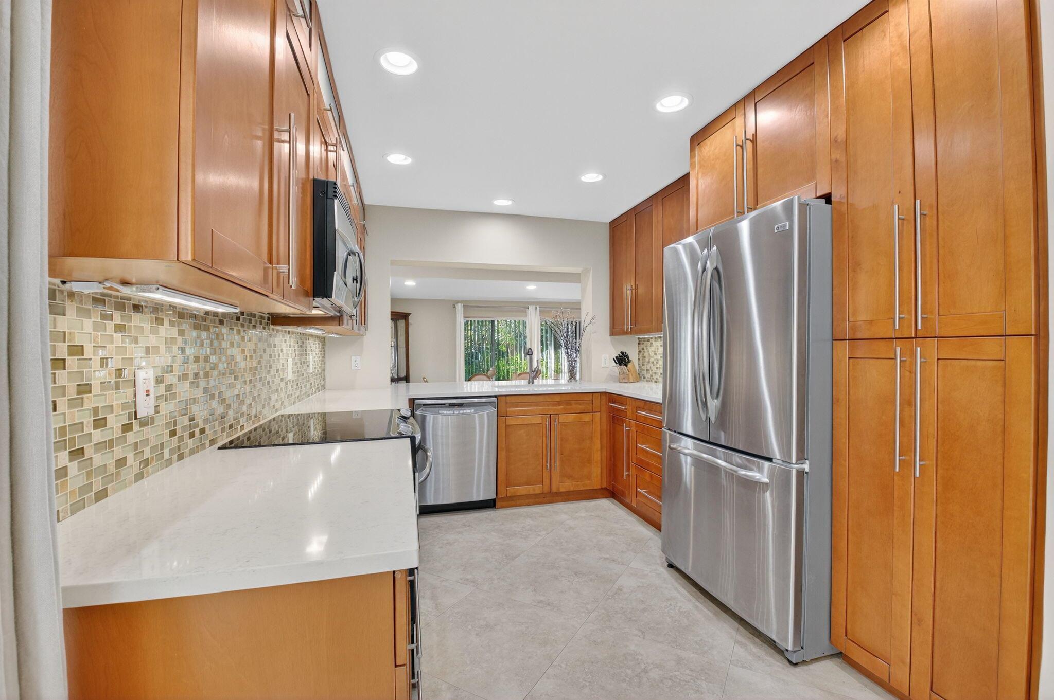 CAMEO WOODS CONDO - Residential